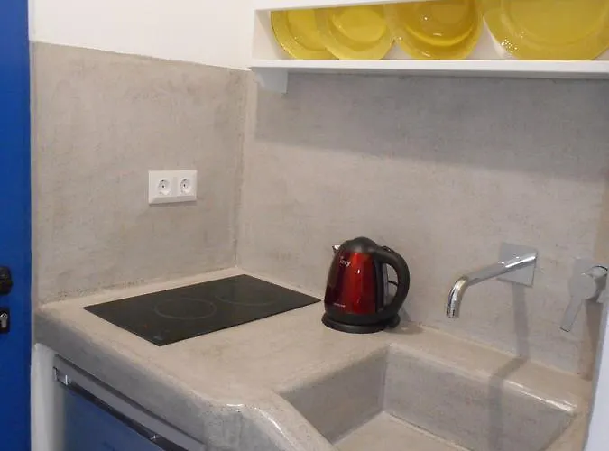 Nikoletta Aparthotel