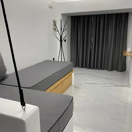 尼克莱塔一室公寓酒店 公寓式酒店 4*