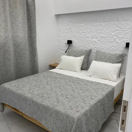 公寓式酒店 尼克莱塔一室公寓酒店 4*