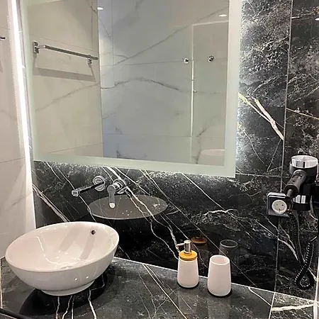 Nikoletta 4*